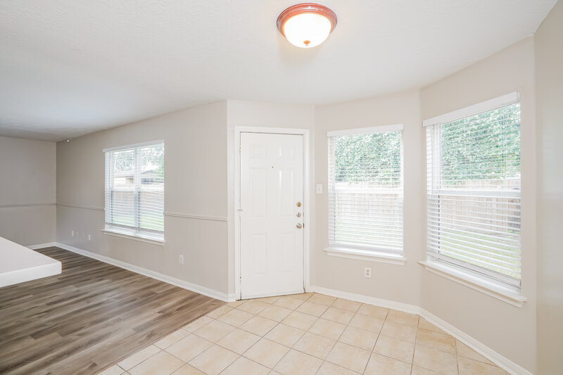 1,740/Mo, 12623 Tracewood Ln Houston, TX 77066 Dining Room View