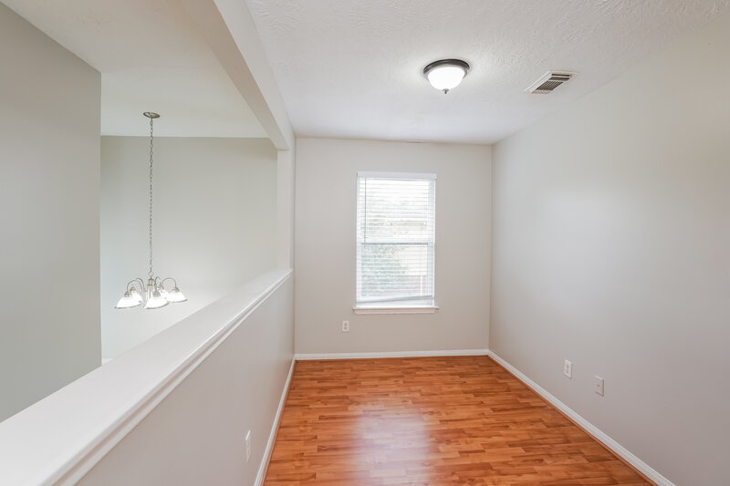 1,740/Mo, 12623 Tracewood Ln Houston, TX 77066 Loft View