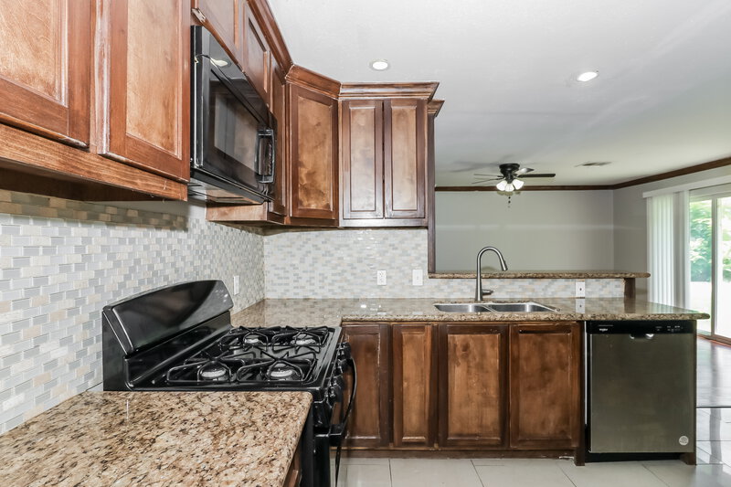 1,975/Mo, 5751 Oakham St Houston, TX 77085 Kitchen View 2