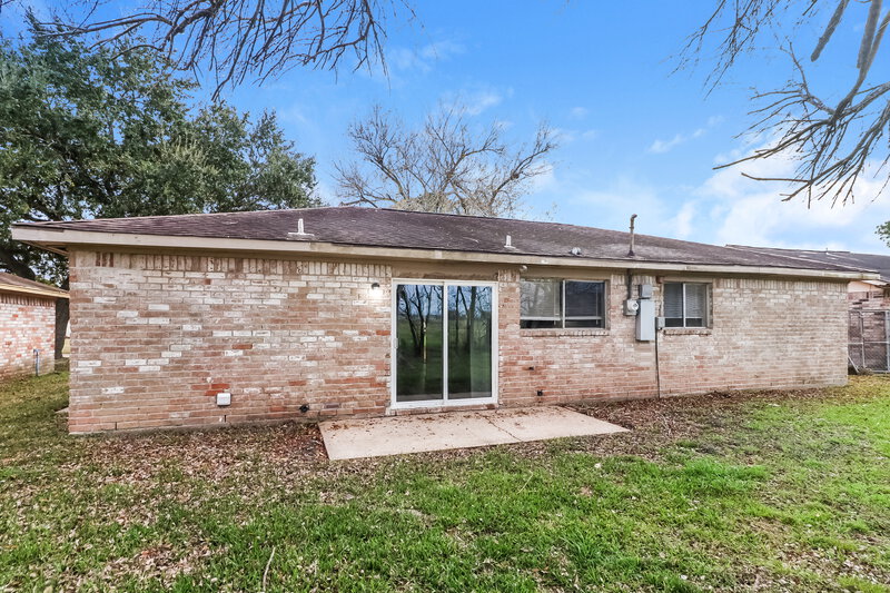 1,540/Mo, 7218 Wren Cir Texas City, TX 77591 Rear View
