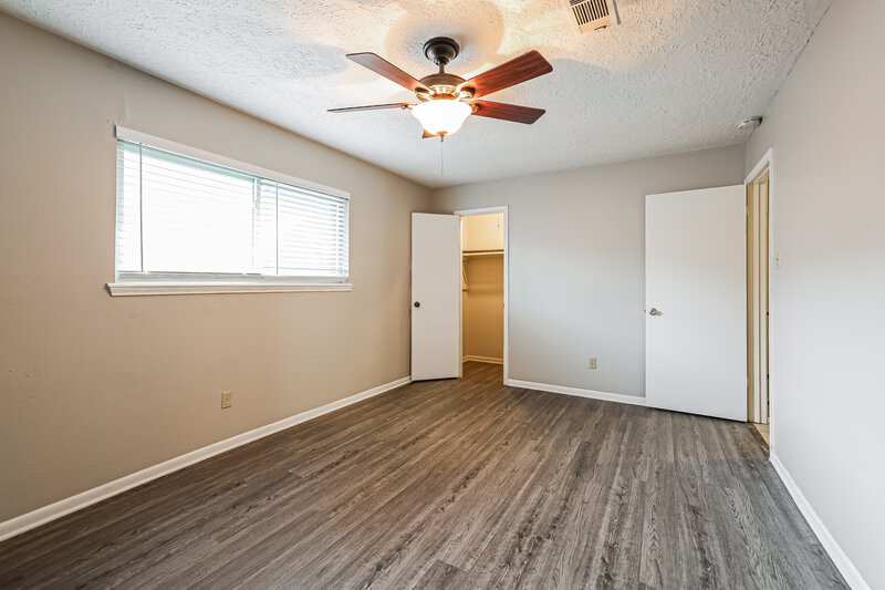 1,400/Mo, 13483 Castilian DR # 1 Houston, TX 77015 Bedroom View