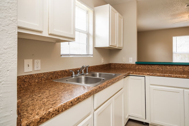 1,600/Mo, 6619 Wayne Johnson Ave Hitchcock, TX 77563 Misc View 6