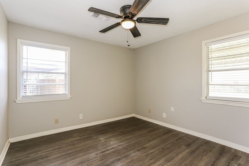 0/Mo, 1401 Nell Pasadena, TX 77506 Bedroom View