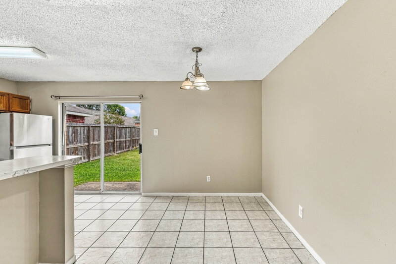 1,570/Mo, 7710 Ellis Dr Missouri City, TX 77489 Dining Room View