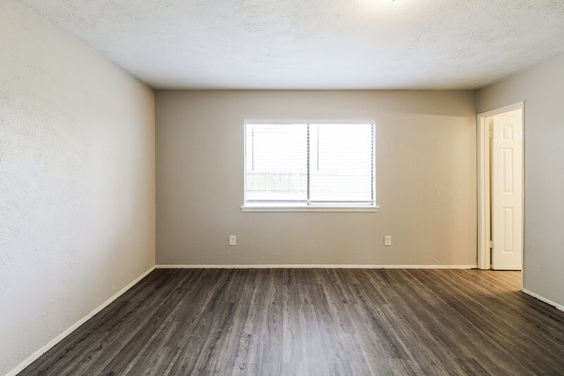 1,760/Mo, 16222 Lazy Ridge Houston, TX 77053 Main Bedroom View 2