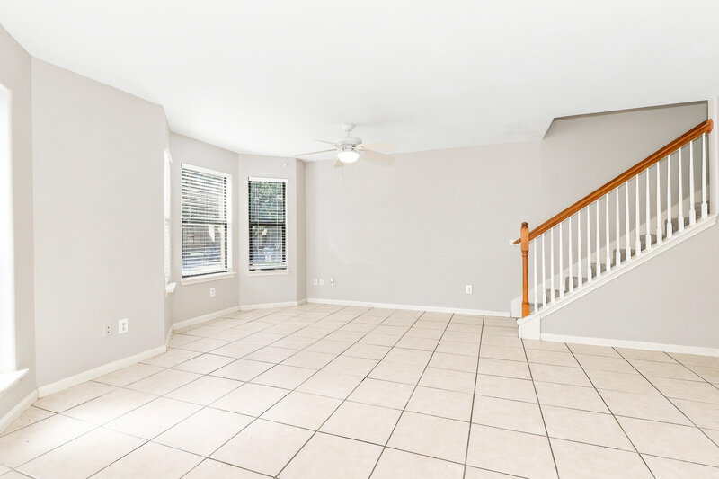 1,510/Mo, 3023 La Estancia Ln Houston, TX 77093 Living Room View 3