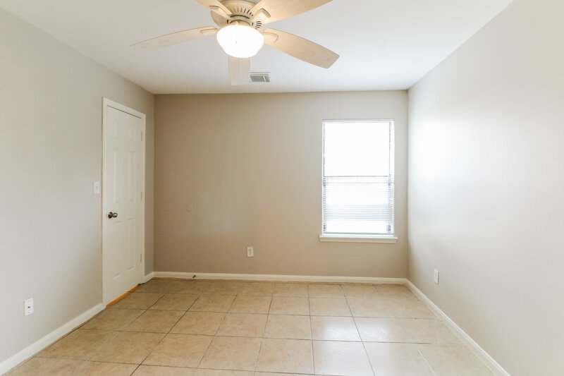 2,210/Mo, 3023 La Estancia Ln Houston, TX 77093 Bedroom View 2