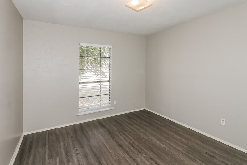1,720/Mo, 5011 Ridge Manor Dr Houston, TX 77053 Bedroom View