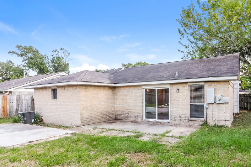 1,600/Mo, 20250 Telegraph Square Ln Katy, TX 77449 Rear View 2