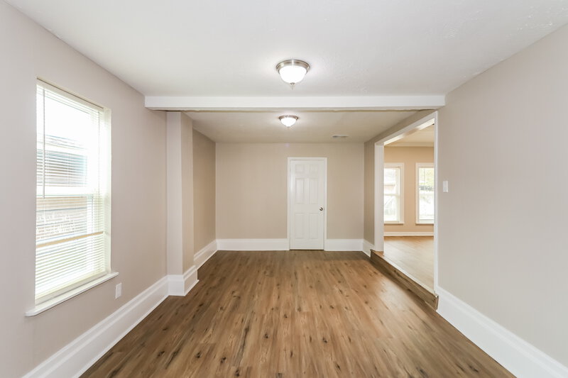 2,315/Mo, 5407 N Crooked Creek Dr. Houston, TX 77017 Dining Room View