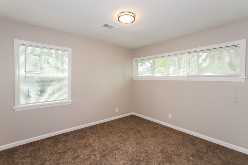 2,315/Mo, 5407 N Crooked Creek Dr. Houston, TX 77017 Bedroom View 2