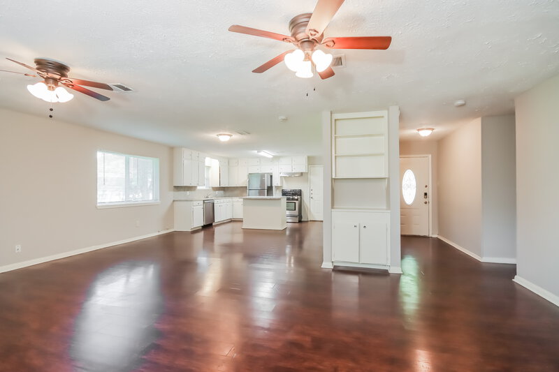 1,390/Mo, 24715 Sorters Rd Porter, TX 77365 Dining Room View