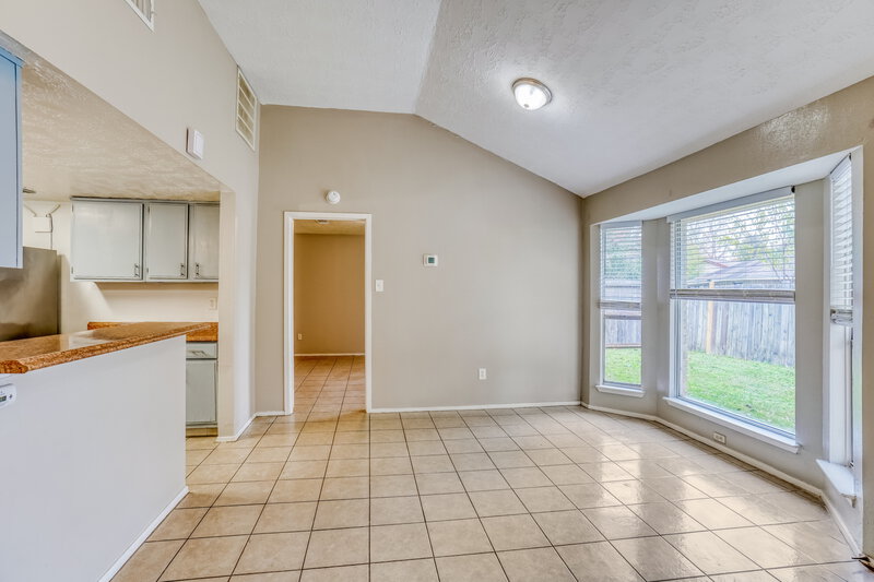 1,535/Mo, 7622 Millbrae Ln Houston, TX 77041 Dining Room View