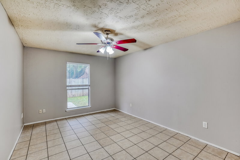 1,535/Mo, 7622 Millbrae Ln Houston, TX 77041 Bedroom View