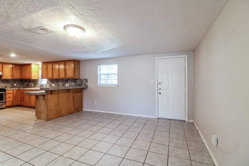1,640/Mo, 2921 Leroy St Bacliff, TX 77518 Dining Room View