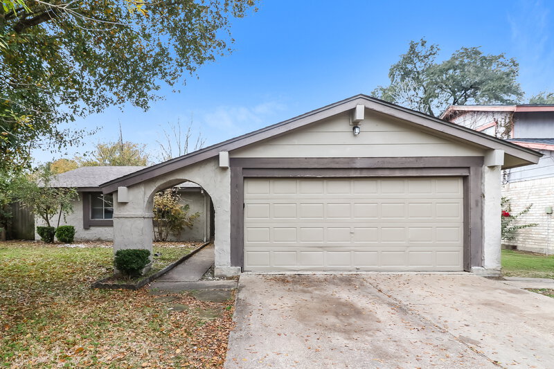 1,570/Mo, 8419 Old Meadow Ln Houston, TX 77064 External View
