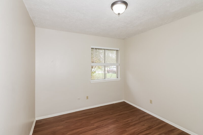 1,570/Mo, 8419 Old Meadow Ln Houston, TX 77064 Bedroom View