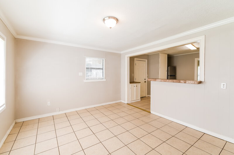 1,475/Mo, 1505 4th Ave N Texas City, TX 77590 Dining Room View