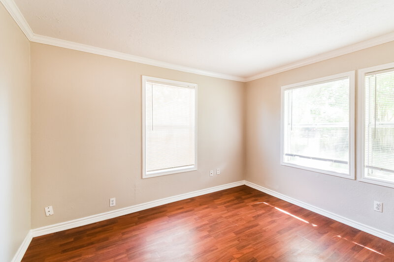 1,475/Mo, 1505 4th Ave N Texas City, TX 77590 Bedroom View 2