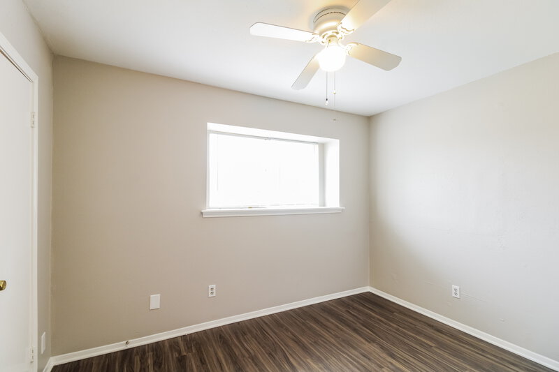1,820/Mo, 13603 Greenway Dr Sugar Land, TX 77498 Bedroom View