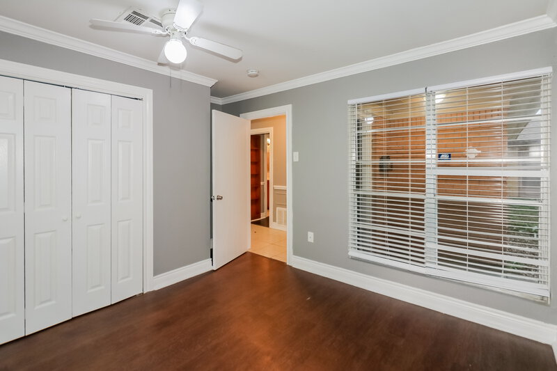 1,670/Mo, 914 Mosher Ln Houston, TX 77088 Study View