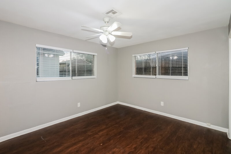 1,670/Mo, 914 Mosher Ln Houston, TX 77088 Main Bedroom View