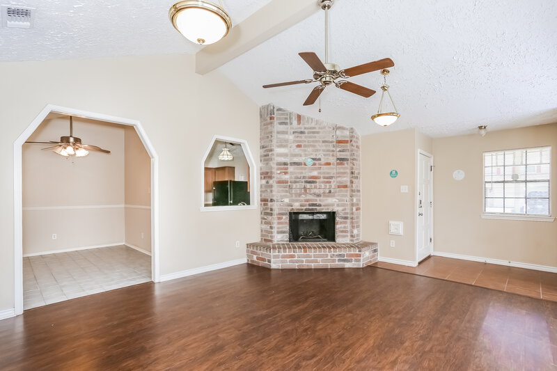 1,800/Mo, 11 Crestbriar Ct Baytown, TX 77521 Misc View