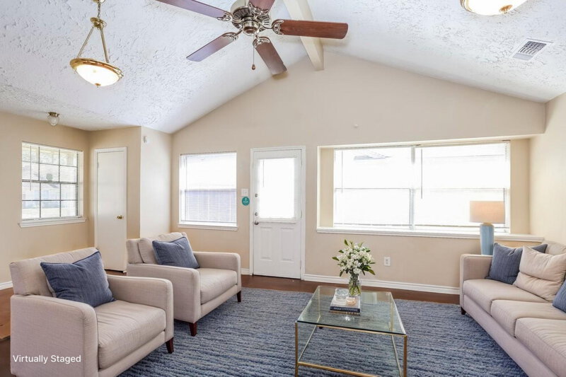 1,800/Mo, 11 Crestbriar Ct Baytown, TX 77521 Misc View 2