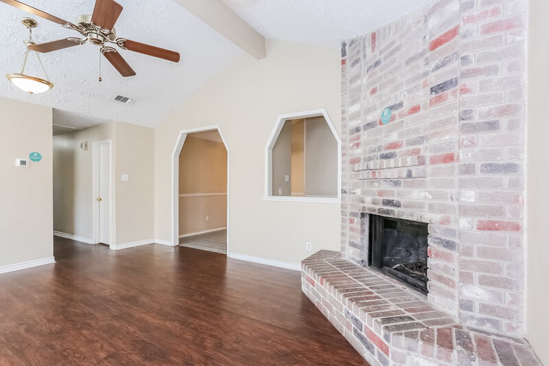 1,800/Mo, 11 Crestbriar Ct Baytown, TX 77521 Misc View 4