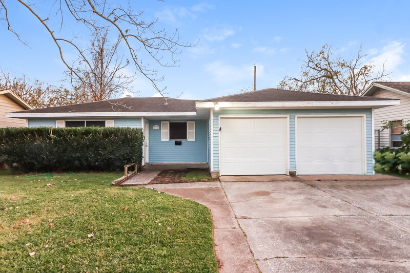 2,030/Mo, 2714 Sweetgum St Pasadena, TX 77502 External View