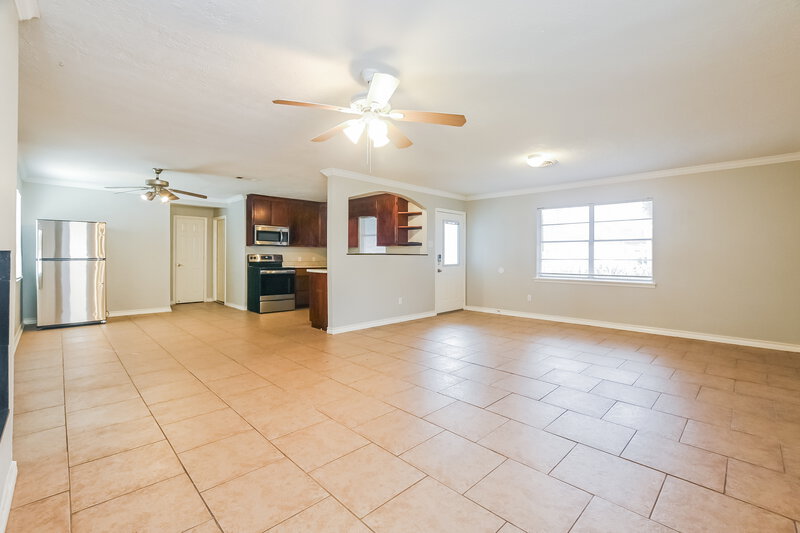 2,030/Mo, 2714 Sweetgum St Pasadena, TX 77502 Misc View 2