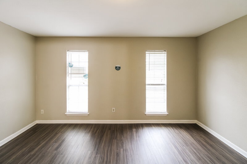 1,715/Mo, 1014 Summers Dr. Missouri City, TX 77489 Main Bedroom View
