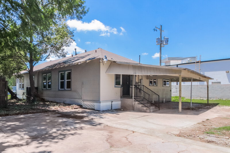 1,690/Mo, 522 12th Ave Texas City, TX 77590 Rear View