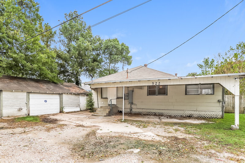 1,595/Mo, 522 12th Ave Texas City, TX 77590 Rear View