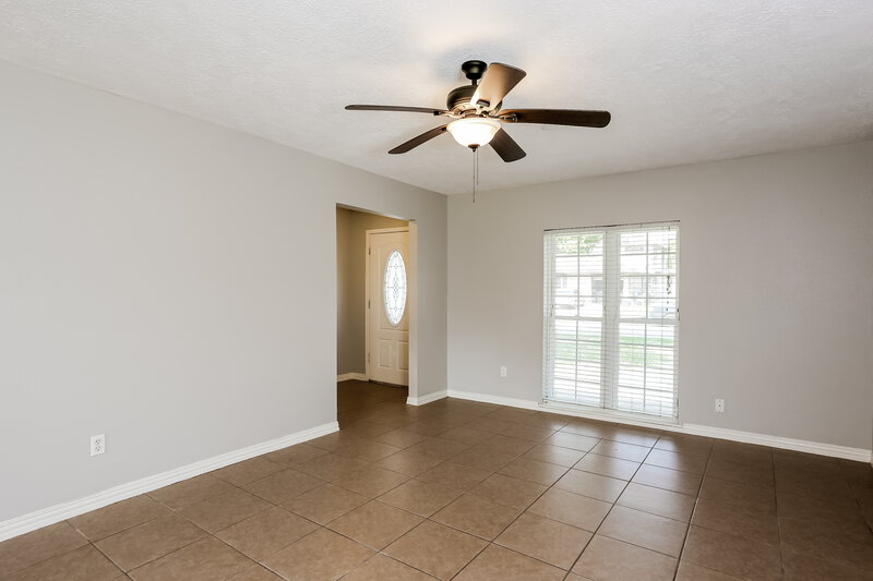 1,525/Mo, 746 Terryhollow St Channelview, TX 77530 Main Bedroom View