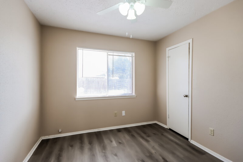 1,465/Mo, 20026 Dawn Mist Dr Humble, TX 77346 Bedroom View