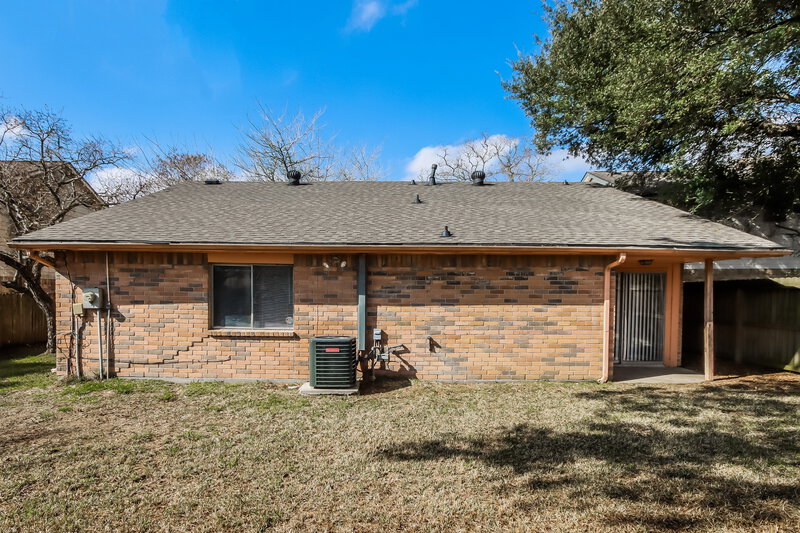 1,465/Mo, 20026 Dawn Mist Dr Humble, TX 77346 Rear View