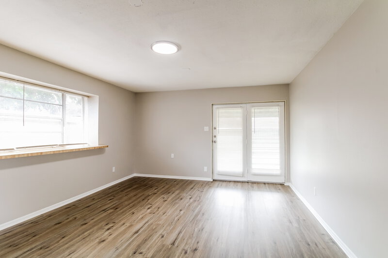 1,565/Mo, 5014 Hasie Dr Houston, TX 77032 Living Room View