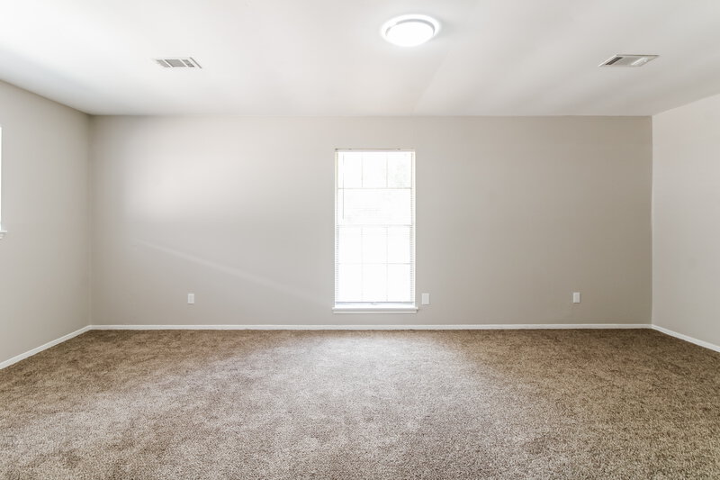 1,565/Mo, 5014 Hasie Dr Houston, TX 77032 Main Bedroom View