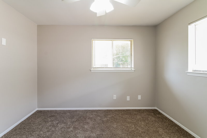 1,565/Mo, 5014 Hasie Dr Houston, TX 77032 Bedroom View 2