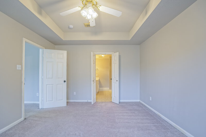 1,895/Mo, 599 Orangewood Conroe, TX 77302 Main Bedroom View 2