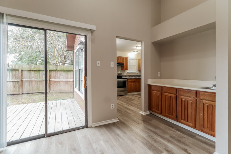 1,585/Mo, 21 Regency Ln Houston, TX 77088 Dining Room View