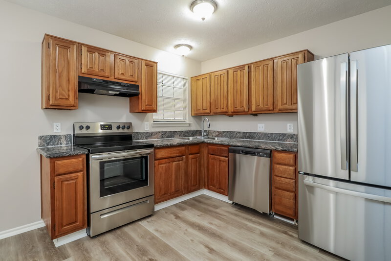 1,585/Mo, 21 Regency Ln Houston, TX 77088 Kitchen View