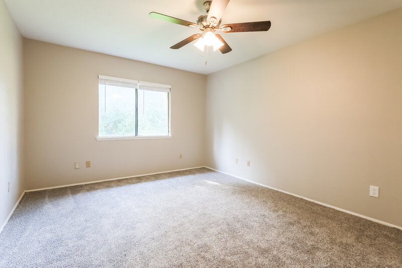 1,535/Mo, 2674 Lark Ln Humble, TX 77396 Main Bedroom View