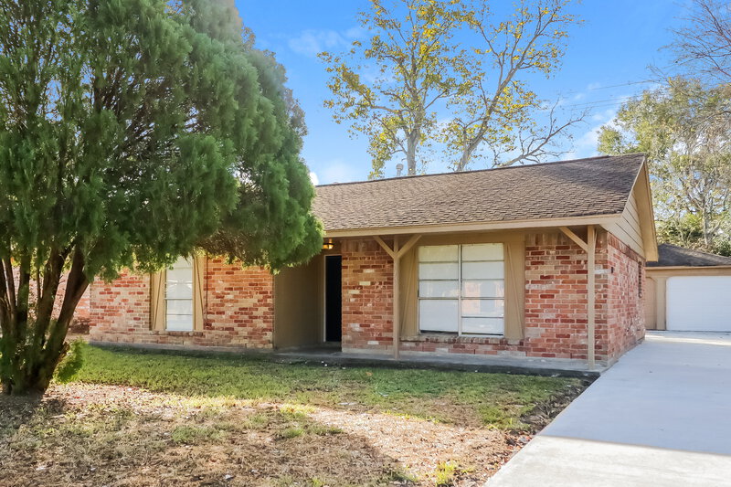 1,585/Mo, 5139 Wickview Ln Houston, TX 77053 External View