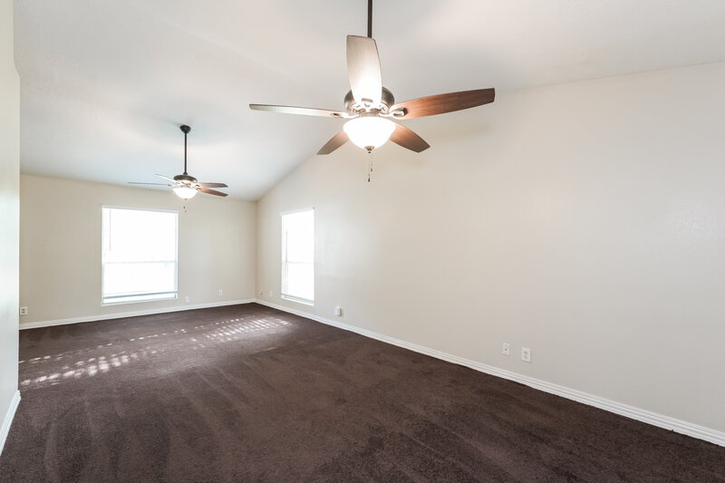 1,915/Mo, 12203 Deer Wood Pinehurst, TX 77362 Living Room View