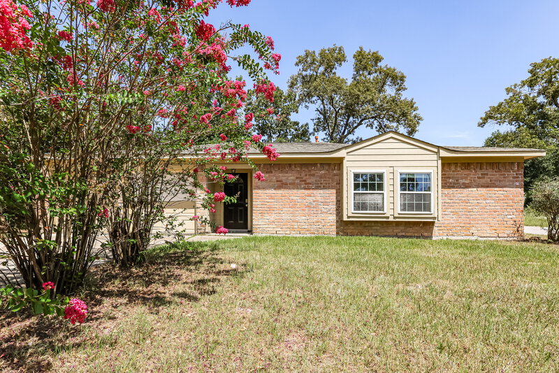 1,660/Mo, 502 Hildred Ave Conroe, TX 77303 External View