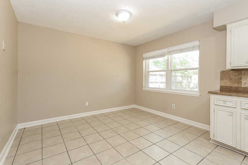 1,660/Mo, 502 Hildred Ave Conroe, TX 77303 Dining Room View