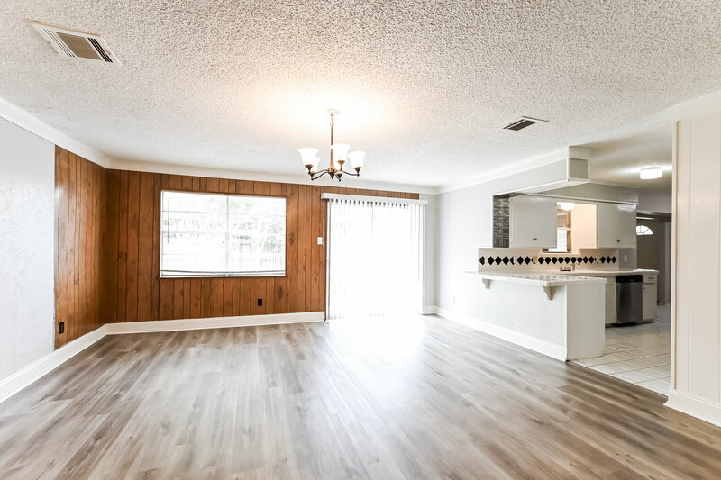 2,980/Mo, 2811 26th St Dickinson, TX 77539 Dining Room View