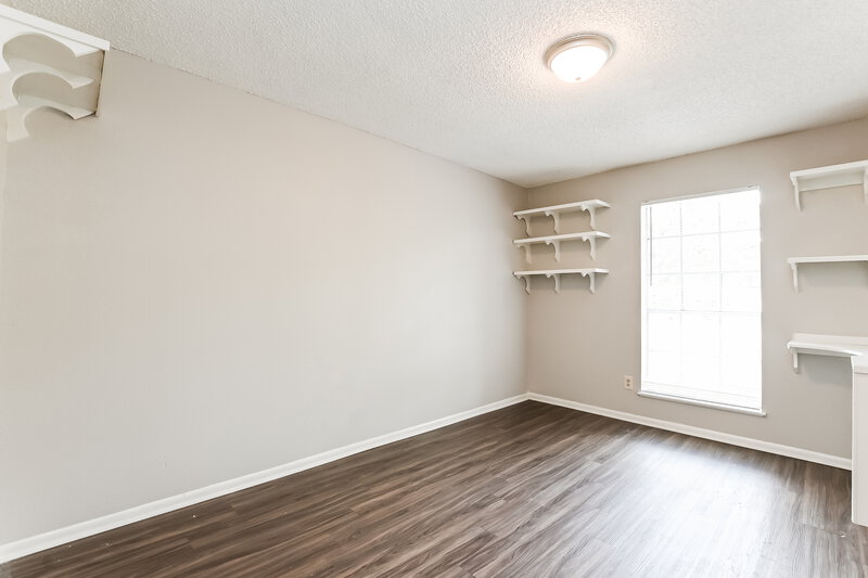 2,980/Mo, 2811 26th St Dickinson, TX 77539 Bedroom View 2